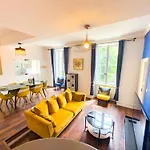 Chic Bastide Apartment